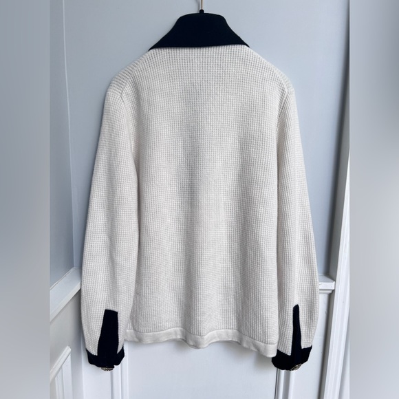 Brandnew condition Chanel sweater - Picture 4 of 8
